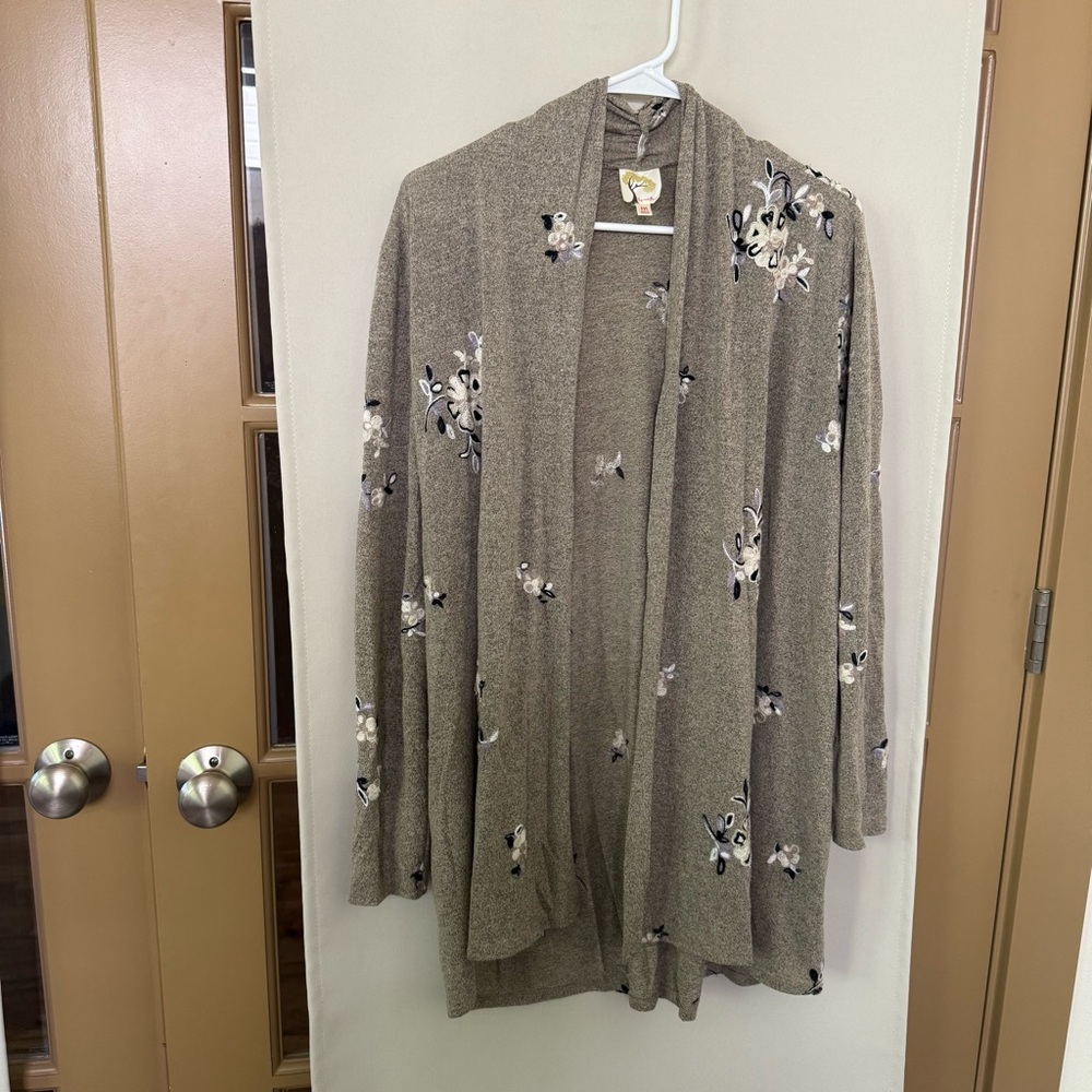 Anthropologie Fig & Flower Womens Medium Beige Taupe Floral Cardigan‎ Sweater